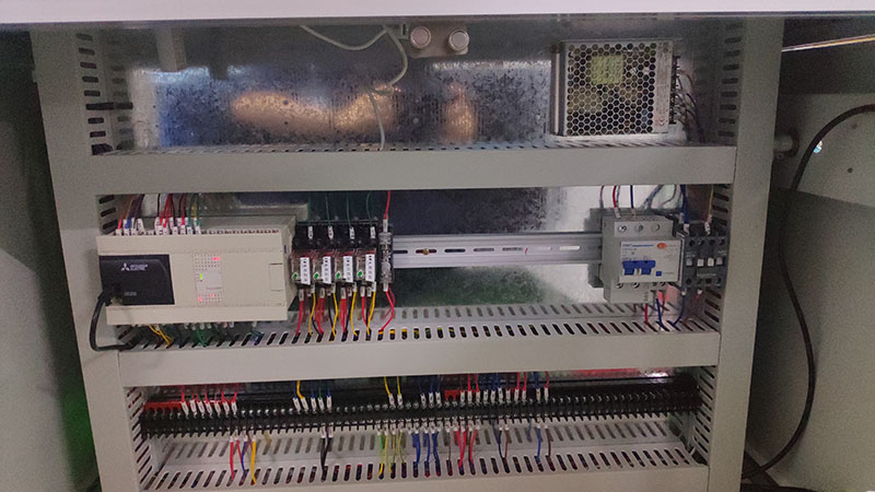 自動打螺絲機 自動鎖螺絲機